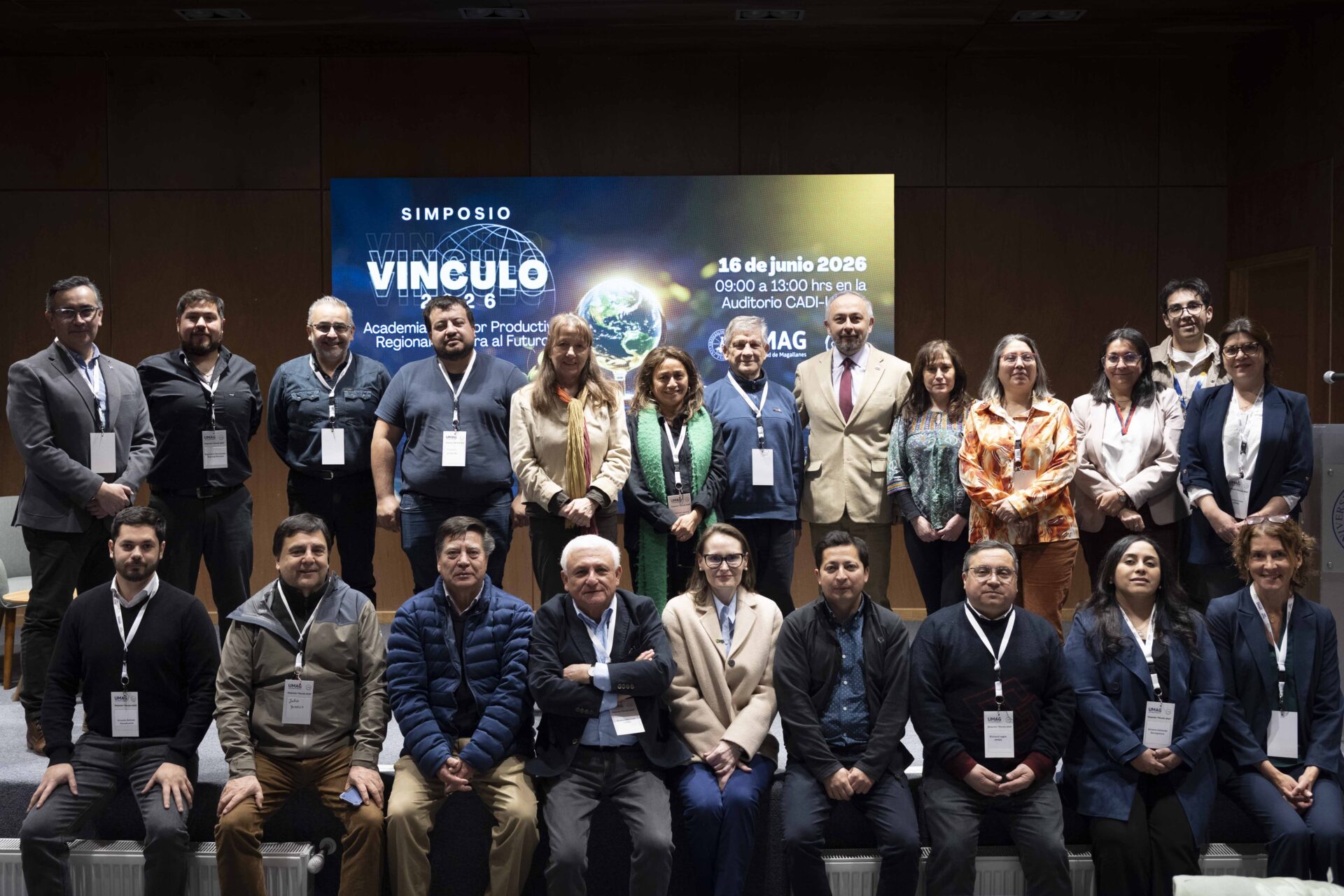 Facultad de Ciencias de la UMAG junto a Ciencia 2030 realizan simposio para fortalecer la vinculación con sectores productivos de Magallanes